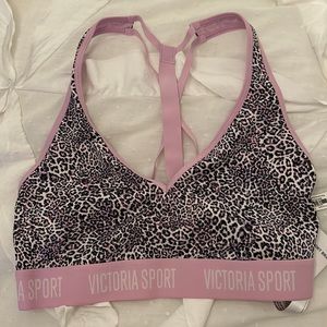 Victoria Secret Sports Bra. NEVER WORN!!